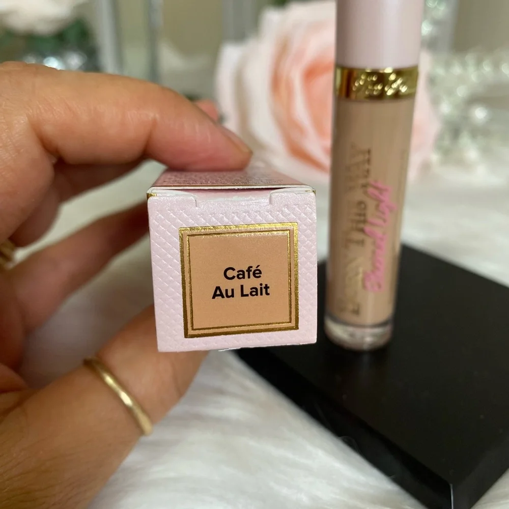 Too Faced Born This Way Ethereal Light Concealer - Cafe Au Lait